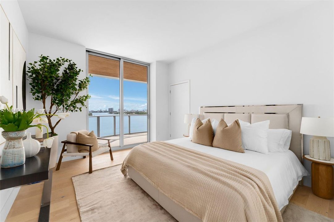 For Sale: $2,078,400 (2 beds, 2 baths, 1299 Square Feet)