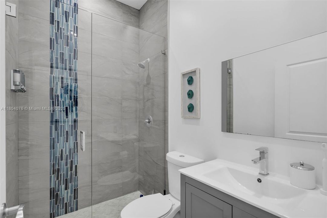 最近租的: $5,000 (3 贝兹, 2 浴室, 1421 平方英尺)