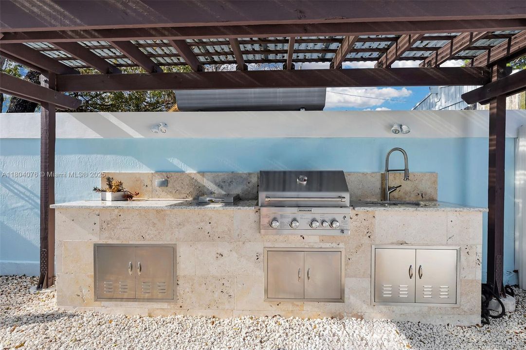 最近租的: $5,000 (3 贝兹, 2 浴室, 1421 平方英尺)