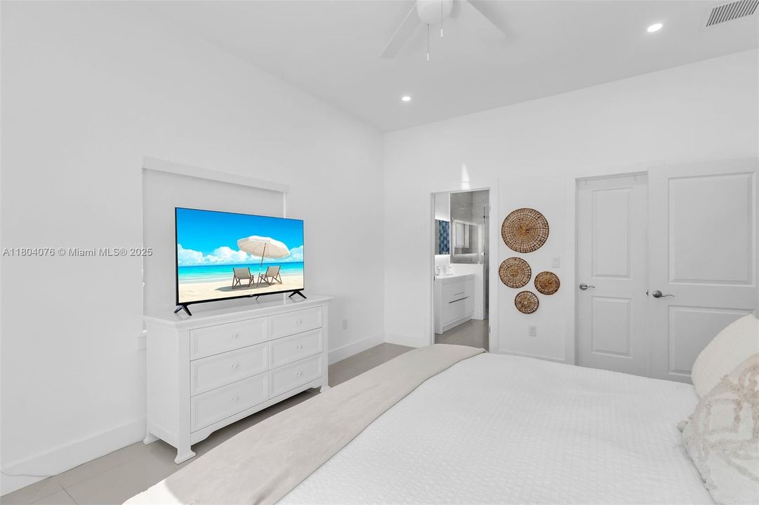 最近租的: $5,000 (3 贝兹, 2 浴室, 1421 平方英尺)