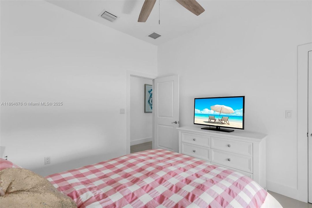 最近租的: $5,000 (3 贝兹, 2 浴室, 1421 平方英尺)