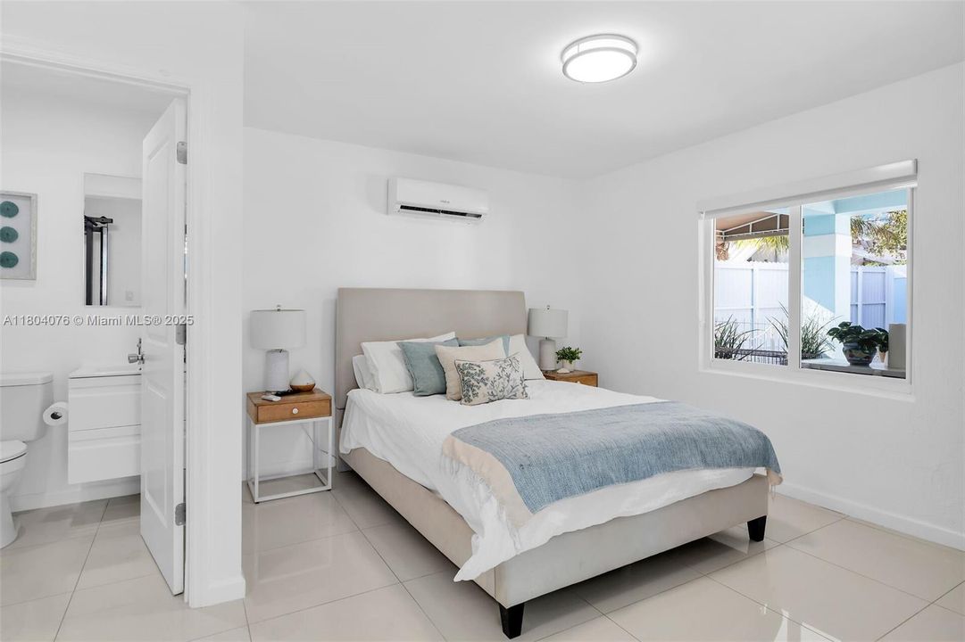 最近租的: $5,000 (3 贝兹, 2 浴室, 1421 平方英尺)