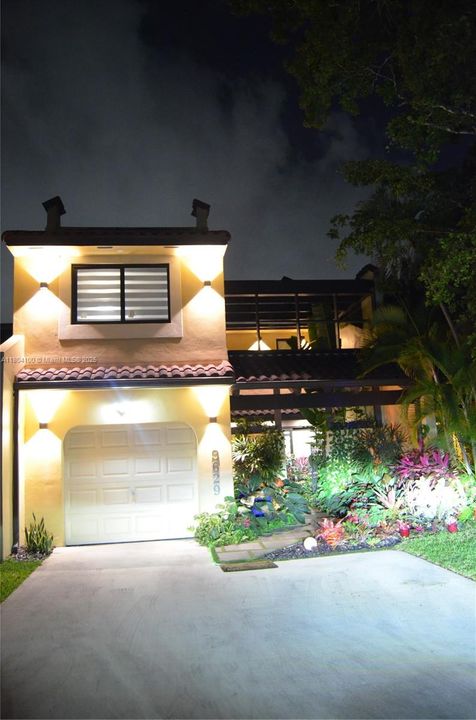 For Sale: $730,000 (3 beds, 2 baths, 1712 Square Feet)