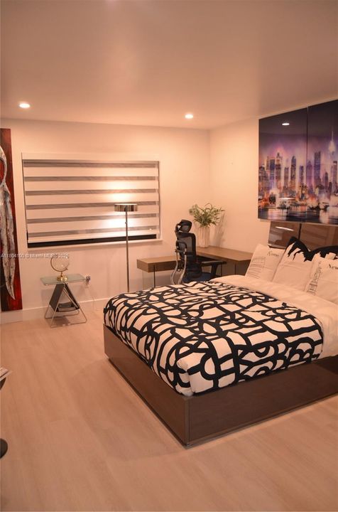 For Sale: $730,000 (3 beds, 2 baths, 1712 Square Feet)