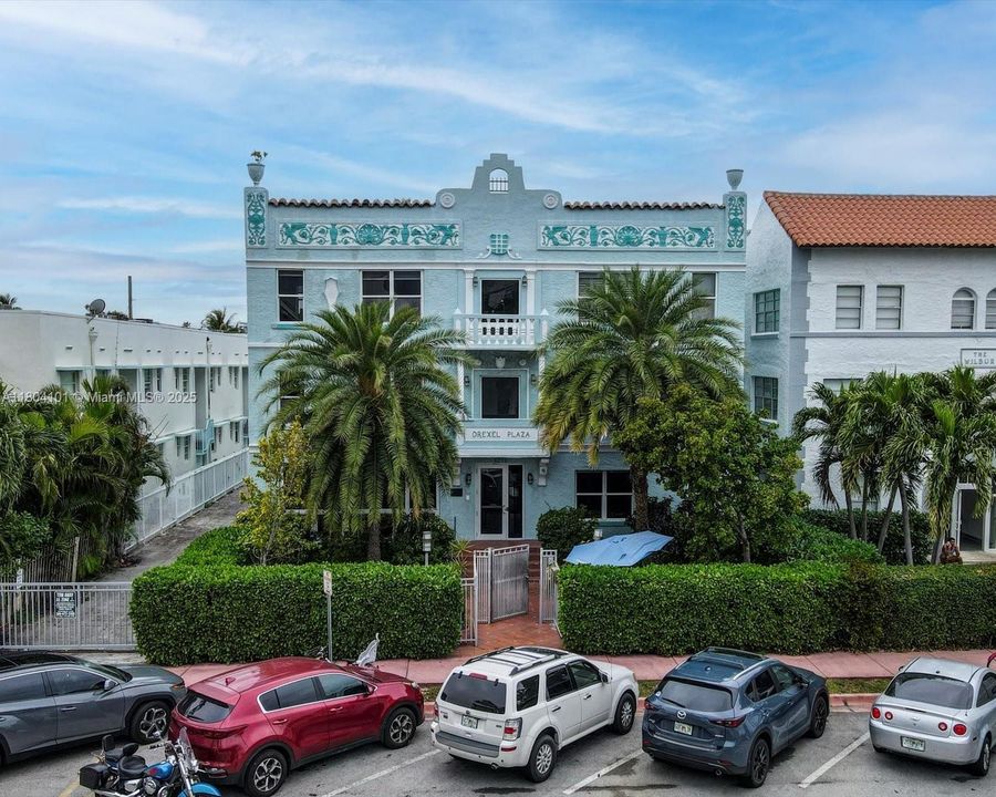 Vendido Recientemente: $285,000 (2 camas, 2 baños, 629 Pies cuadrados)