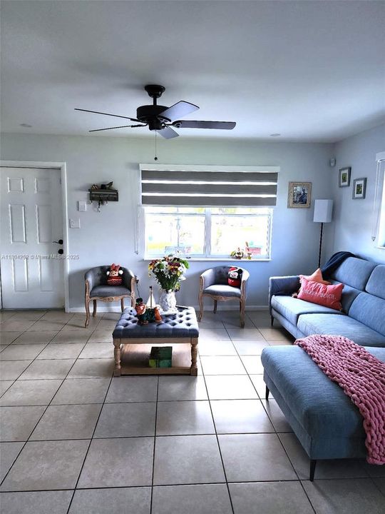 待售: $280,000 (3 贝兹, 2 浴室, 1313 平方英尺)