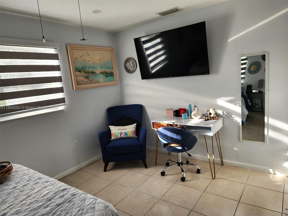 待售: $280,000 (3 贝兹, 2 浴室, 1313 平方英尺)