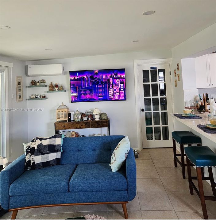 待售: $280,000 (3 贝兹, 2 浴室, 1313 平方英尺)