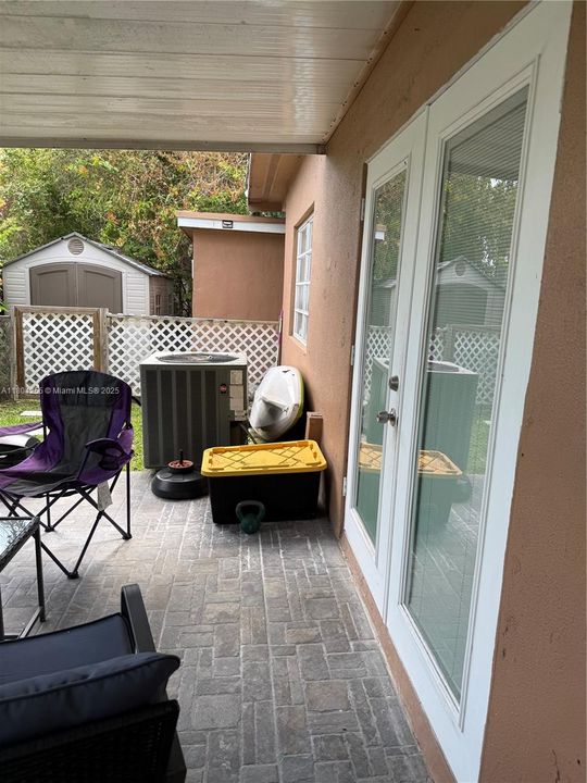 Vendido Recientemente: $1,250,000 (0 camas, 0 baños, 2420 Pies cuadrados)