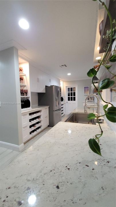 Недавно продано: $289,900 (3 спален, 1 ванн, 1498 Квадратных фут)