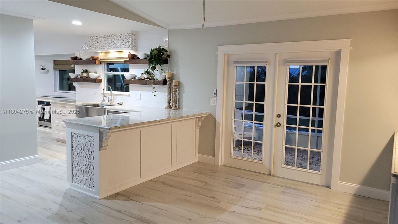 Недавно продано: $289,900 (3 спален, 1 ванн, 1498 Квадратных фут)