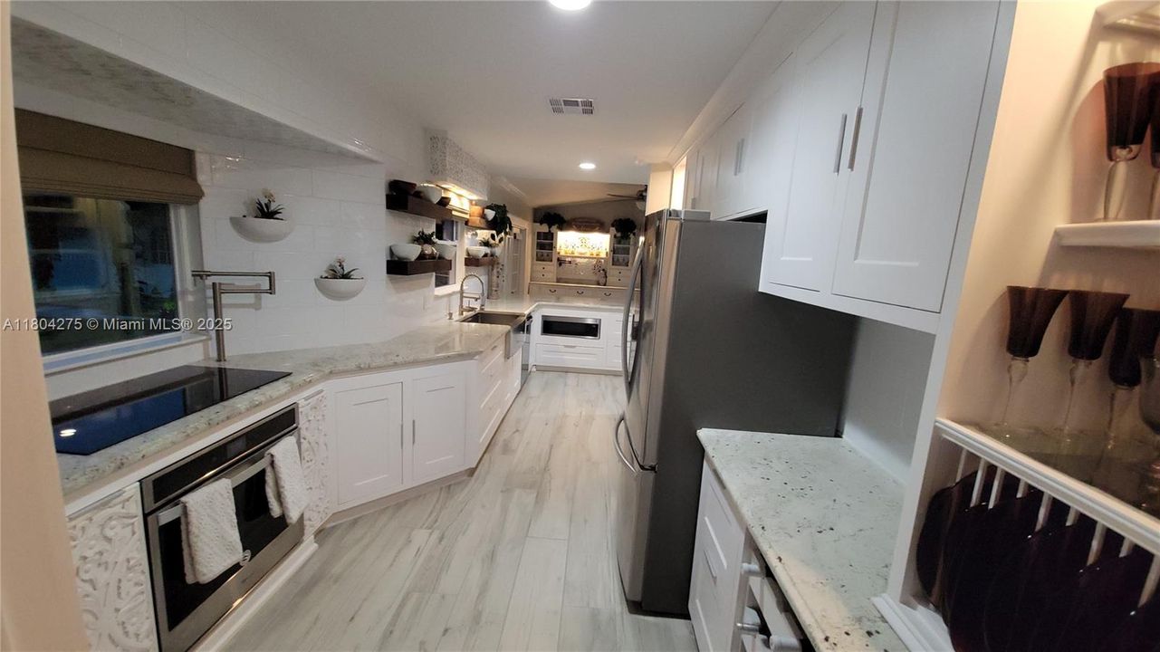 Недавно продано: $289,900 (3 спален, 1 ванн, 1498 Квадратных фут)