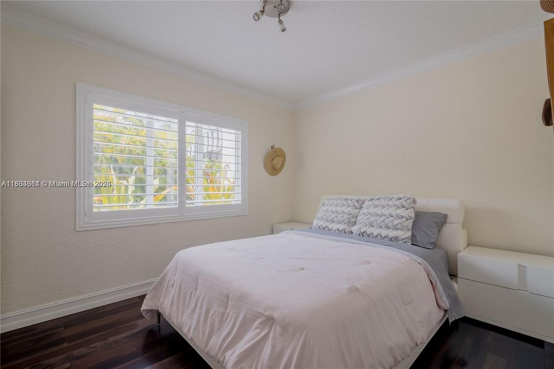 En Renta: $12,250 (4 camas, 3 baños, 2458 Pies cuadrados)