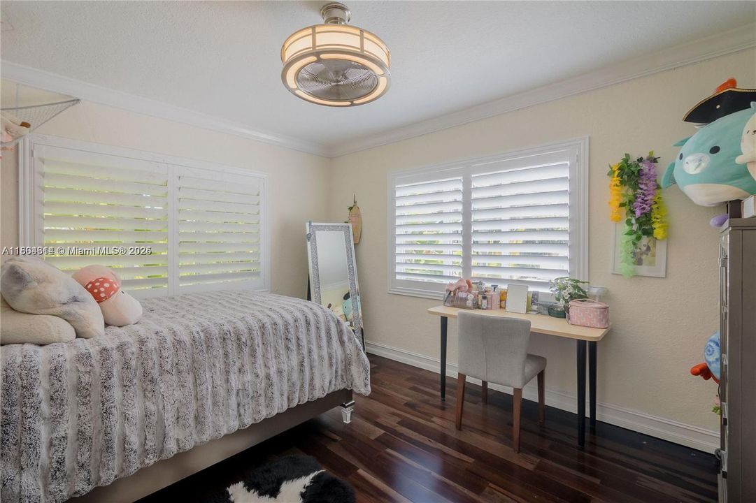 En Renta: $12,250 (4 camas, 3 baños, 2458 Pies cuadrados)