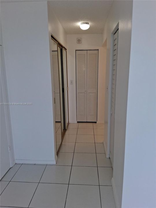 Недавно продано: $175,900 (2 спален, 2 ванн, 0 Квадратных фут)