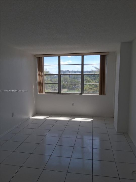 Недавно продано: $175,900 (2 спален, 2 ванн, 0 Квадратных фут)