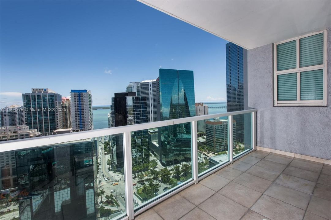 Vendido Recientemente: $788,500 (3 camas, 2 baños, 1551 Pies cuadrados)