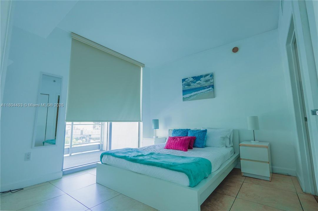 Vendido Recientemente: $550,000 (2 camas, 2 baños, 1093 Pies cuadrados)