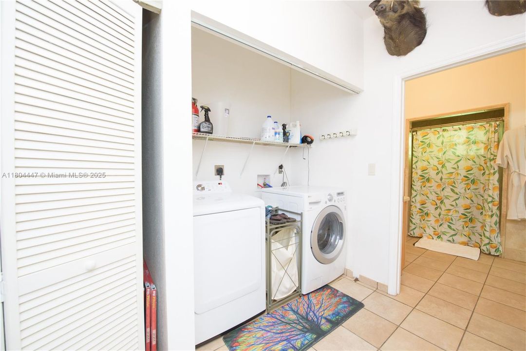 Guest House/Back House