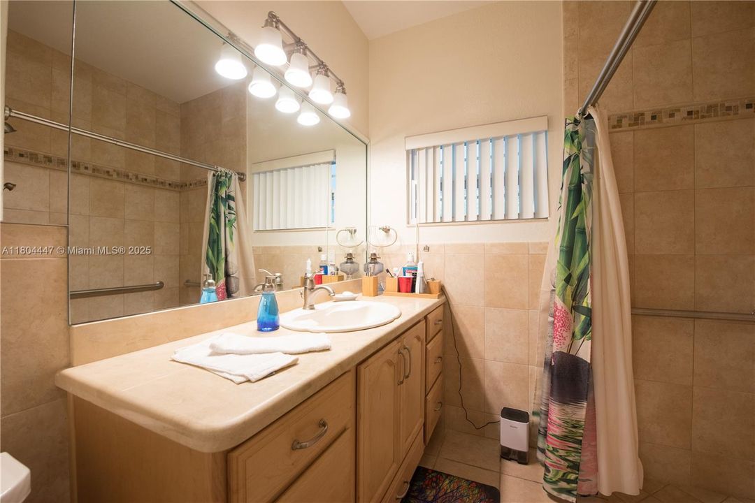 Guest House/Back House