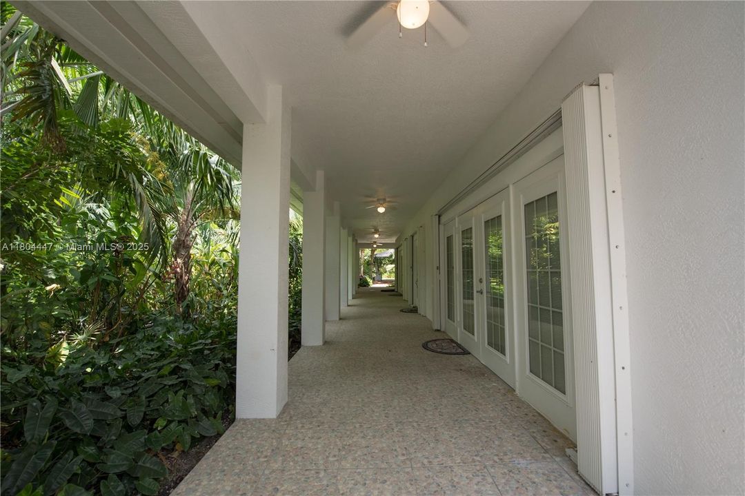 Guest House/Back House