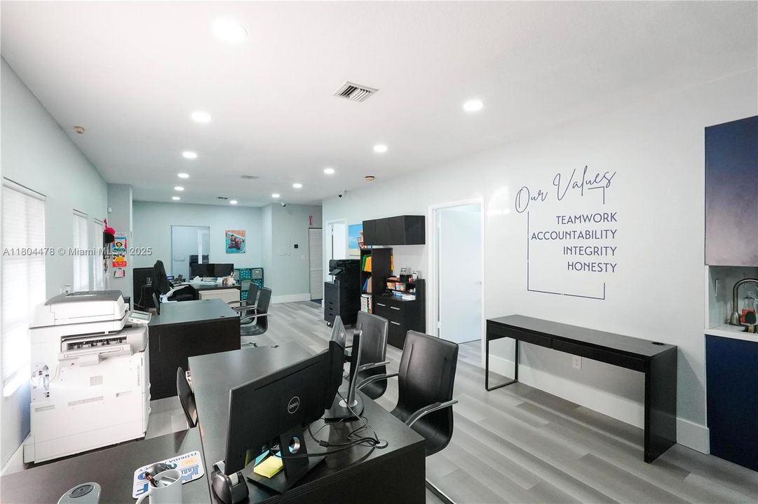 待售: $3,250,000 (0 贝兹, 0 浴室, 0 平方英尺)