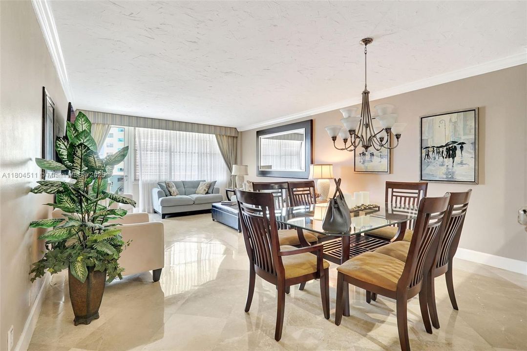 Недавно продано: $590,000 (2 спален, 2 ванн, 1259 Квадратных фут)