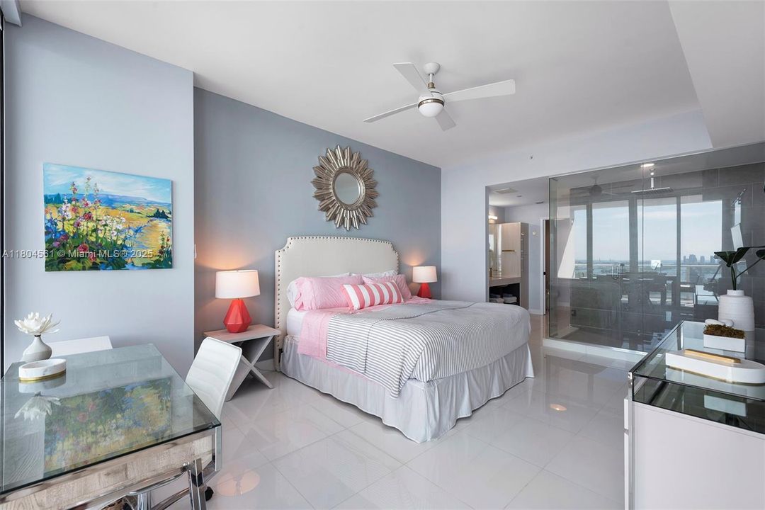 Недавно продано: $975,000 (2 спален, 2 ванн, 1147 Квадратных фут)