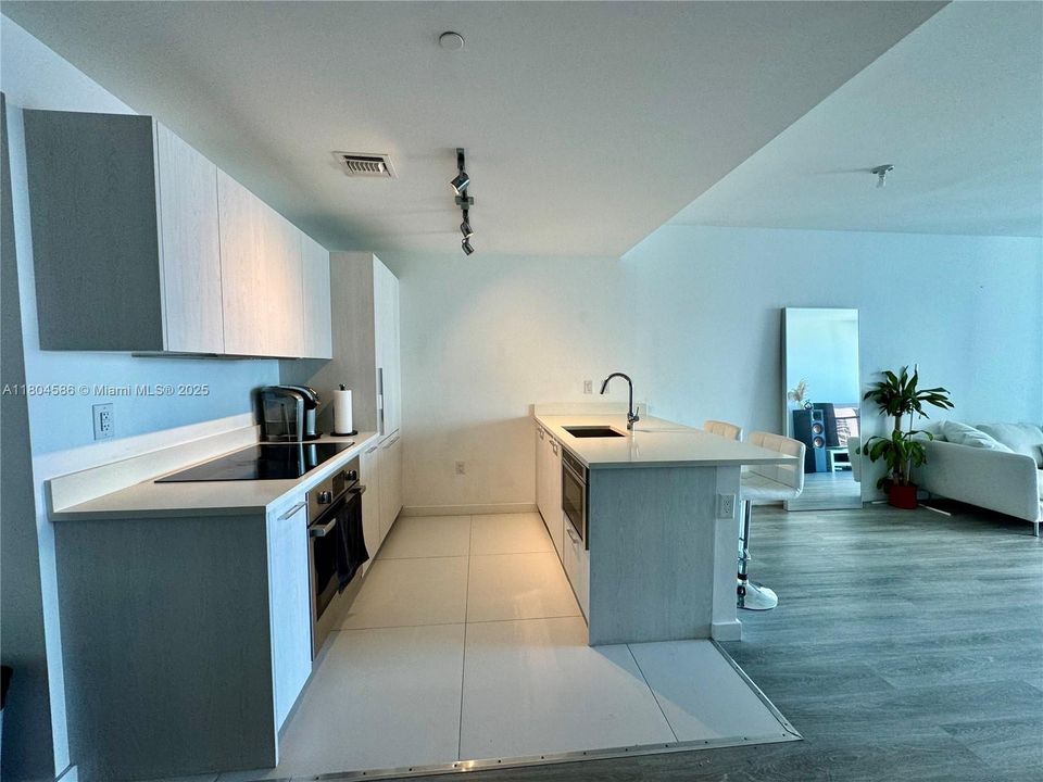 На продажу: $479,000 (1 спален, 1 ванн, 662 Квадратных фут)