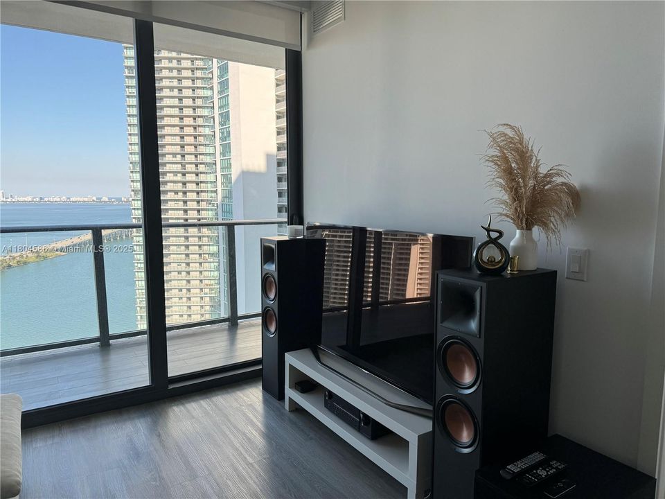 На продажу: $479,000 (1 спален, 1 ванн, 662 Квадратных фут)