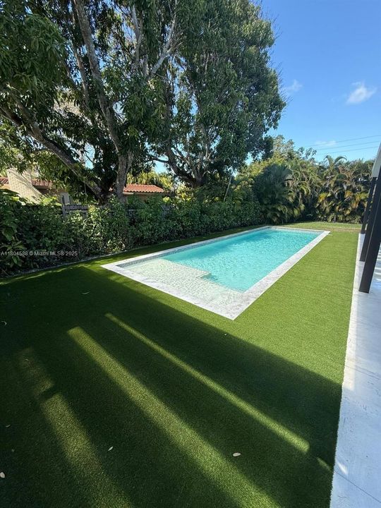 Недавно арендовано: $28,000 (7 спален, 7 ванн, 5735 Квадратных фут)