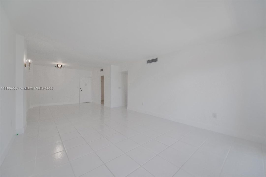 En Renta: $34,000 (2 camas, 2 baños, 1240 Pies cuadrados)