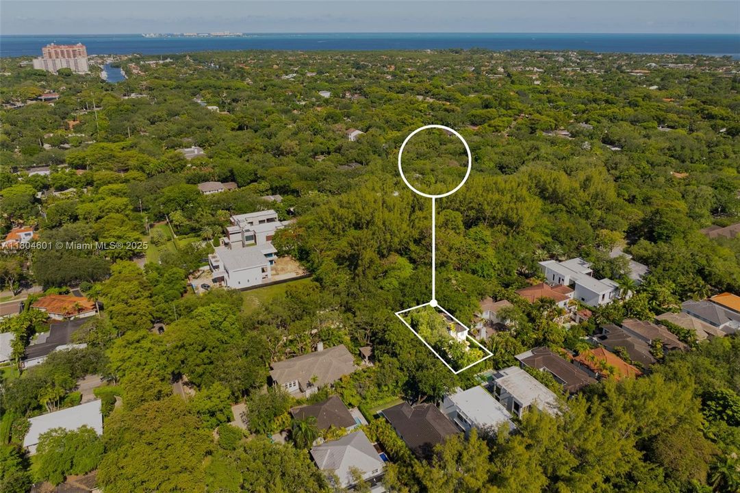 En Venta: $3,445,000 (5 camas, 4 baños, 3703 Pies cuadrados)