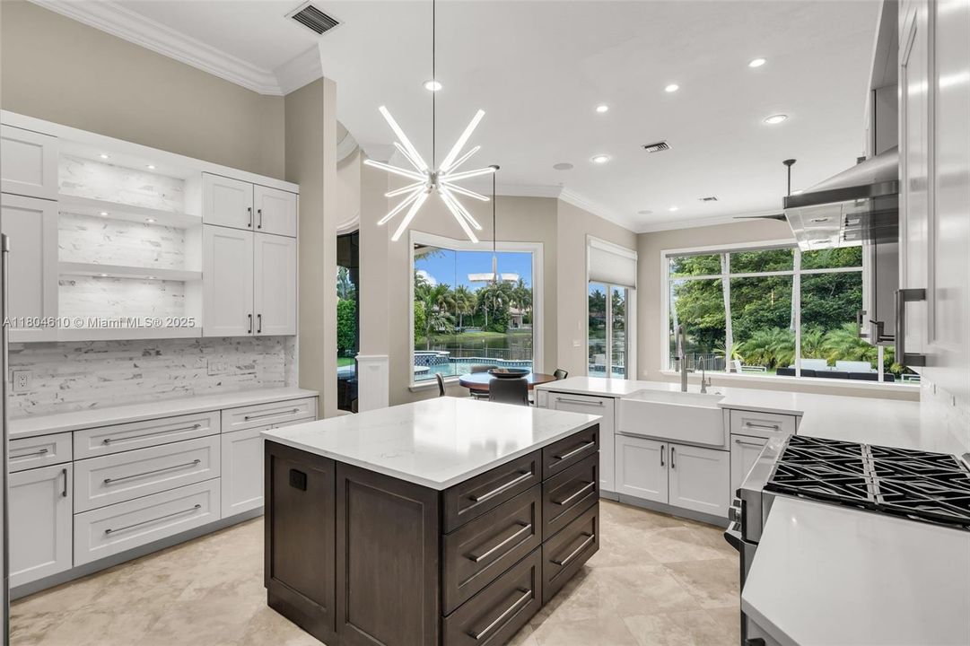 Active With Contract: $2,300,000 (5 beds, 6 baths, 4452 Square Feet)