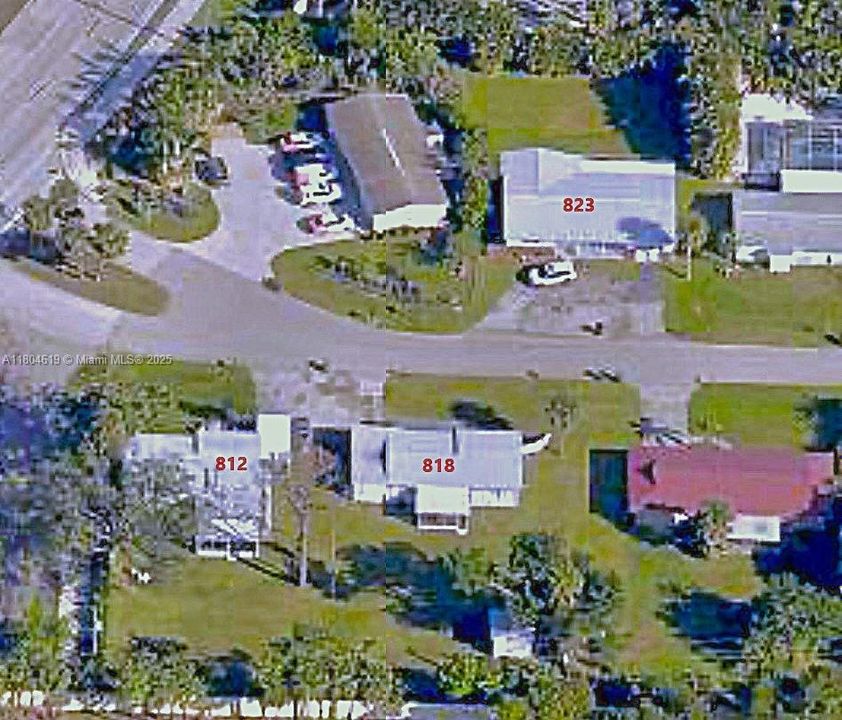 На продажу: $245,000 (2 спален, 2 ванн, 973 Квадратных фут)