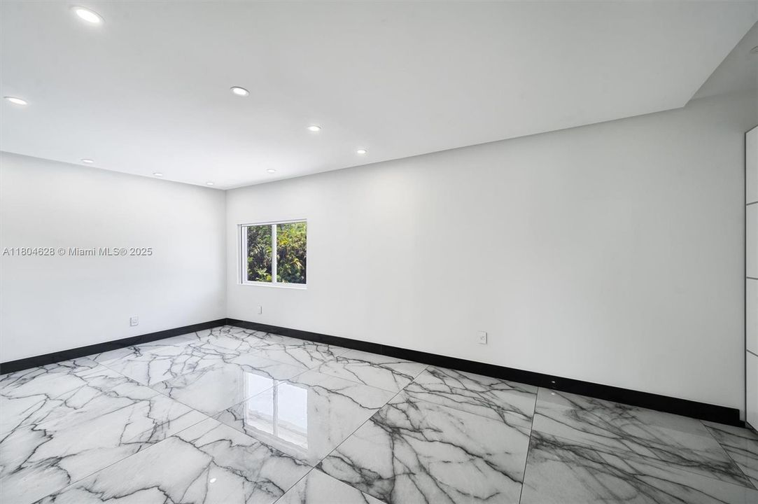 На продажу: $3,625,000 (5 спален, 4 ванн, 3854 Квадратных фут)