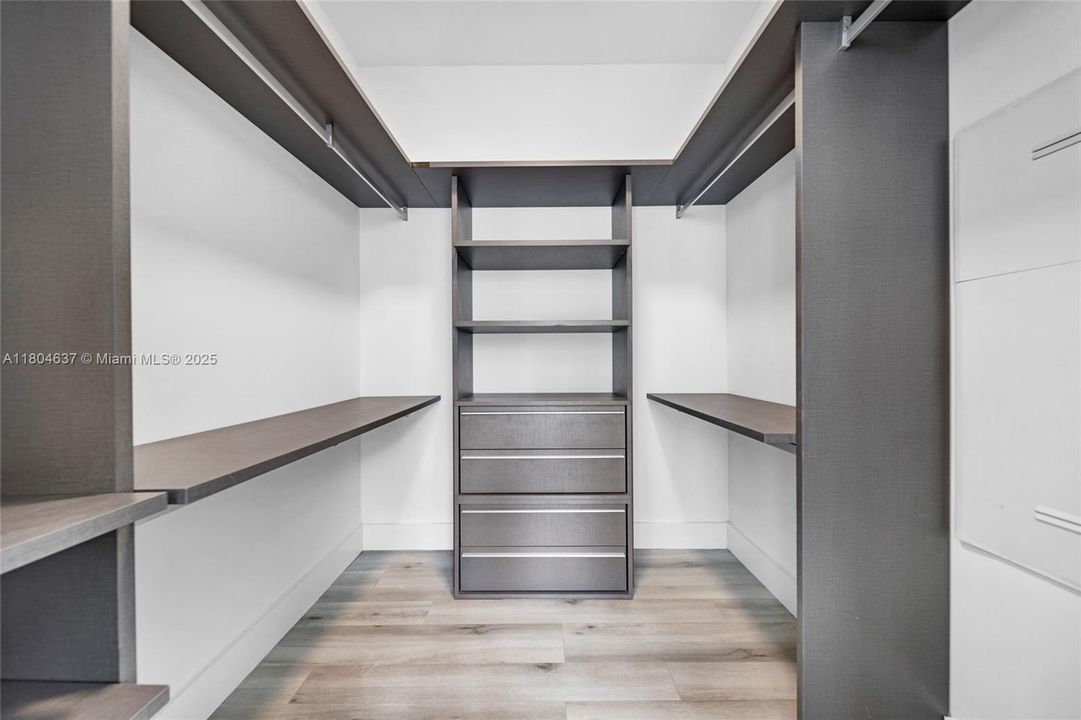 На продажу: $595,000 (1 спален, 1 ванн, 774 Квадратных фут)