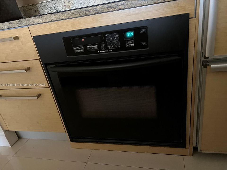 На продажу: $730,000 (2 спален, 1 ванн, 1086 Квадратных фут)