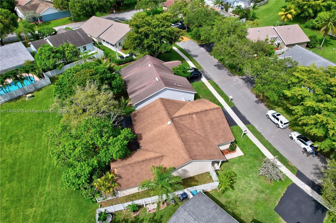 Recently Sold: $495,000 (3 beds, 2 baths, 1734 Square Feet)