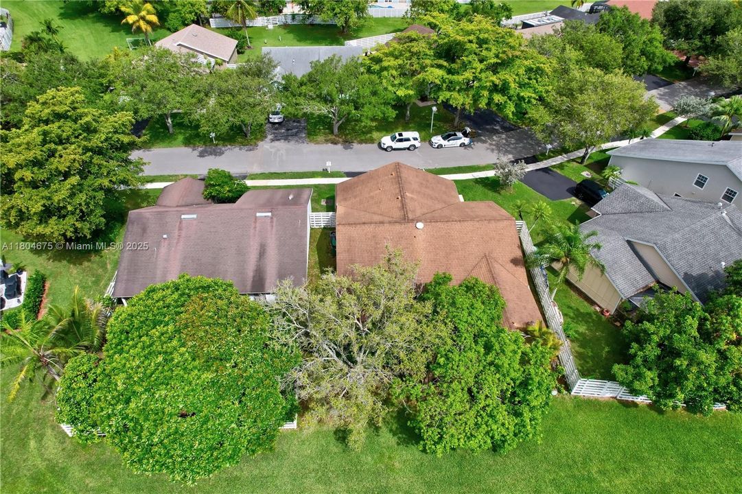 Recently Sold: $495,000 (3 beds, 2 baths, 1734 Square Feet)