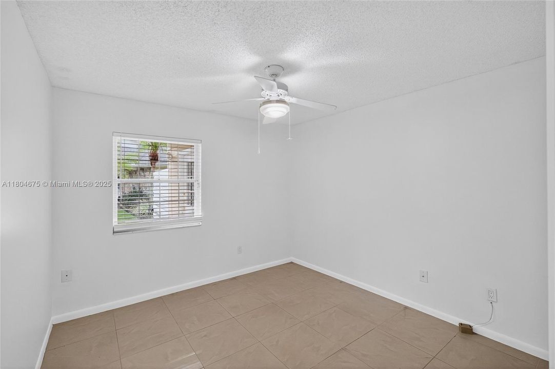 Recently Sold: $495,000 (3 beds, 2 baths, 1734 Square Feet)