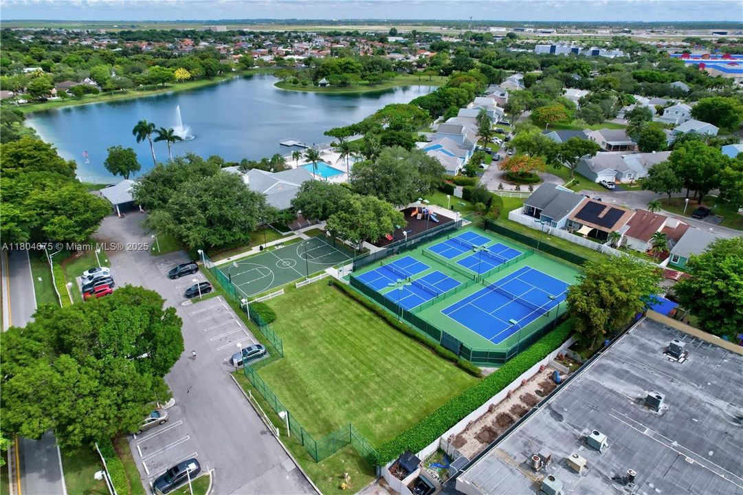 Lake,tennis and more