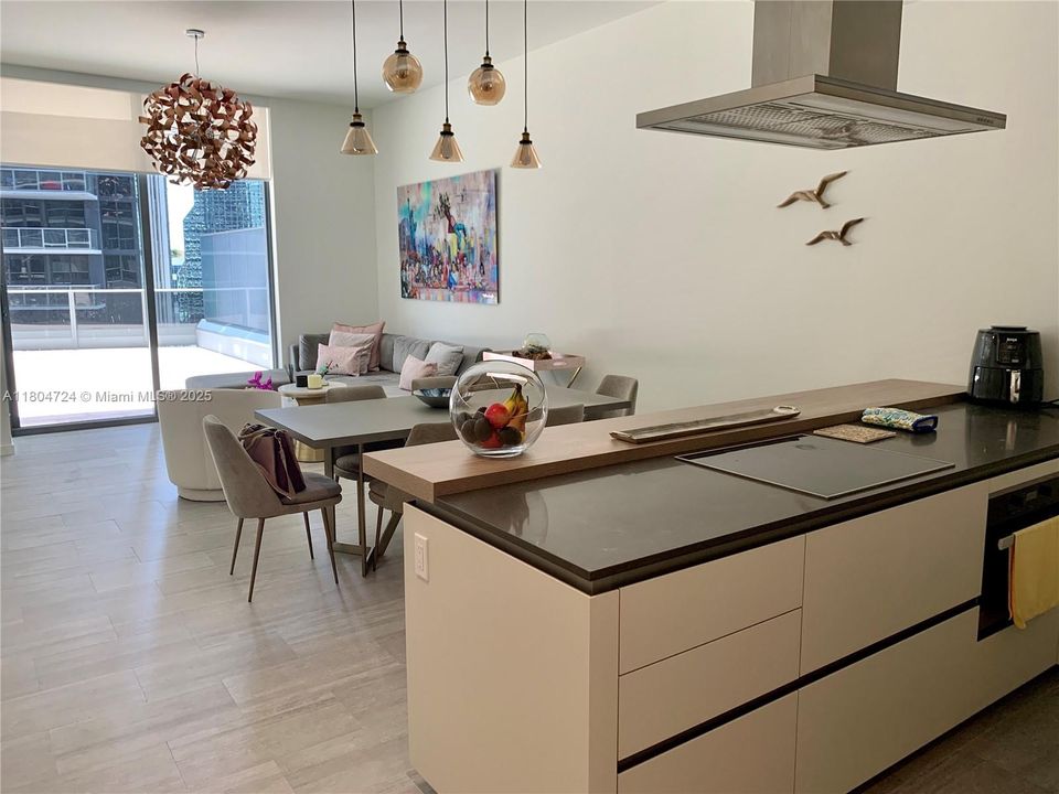 En Venta: $1,175,000 (1 camas, 2 baños, 1019 Pies cuadrados)