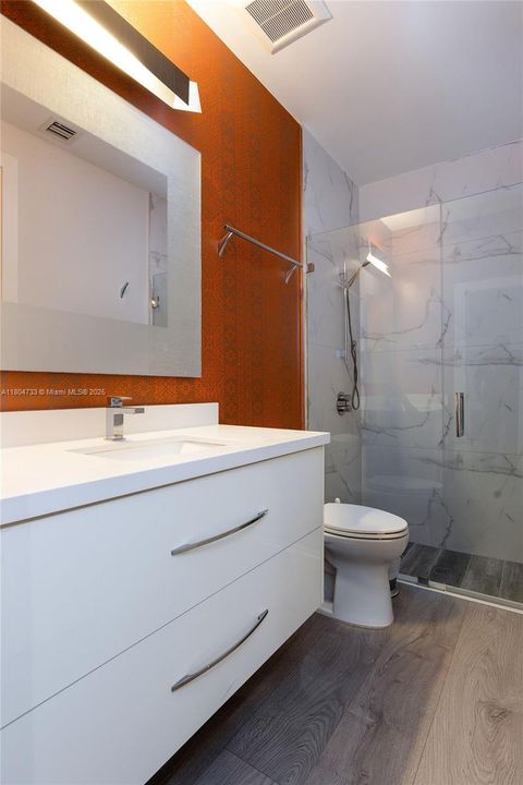 Recently Sold: $899,000 (4 beds, 4 baths, 2684 Square Feet)