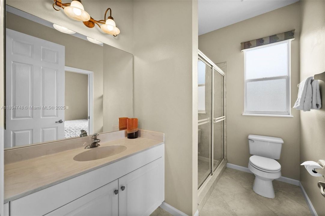 Main/Jack and Jill Bath with access to 3rd Bedroom