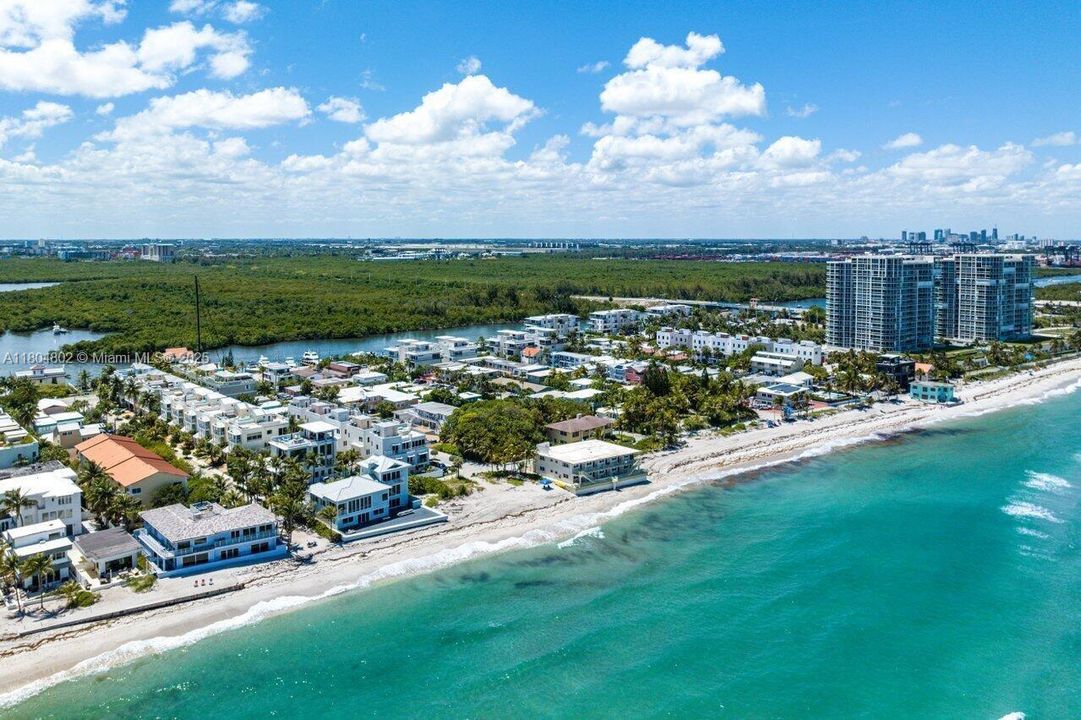 En Venta: $4,299,000 (0.15 acres)