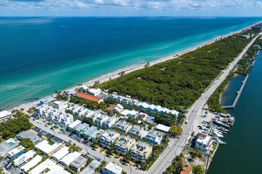 En Venta: $4,299,000 (0.15 acres)