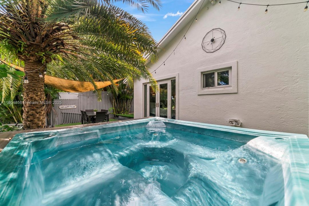 For Rent: $7,500 (4 beds, 3 baths, 1950 Square Feet)