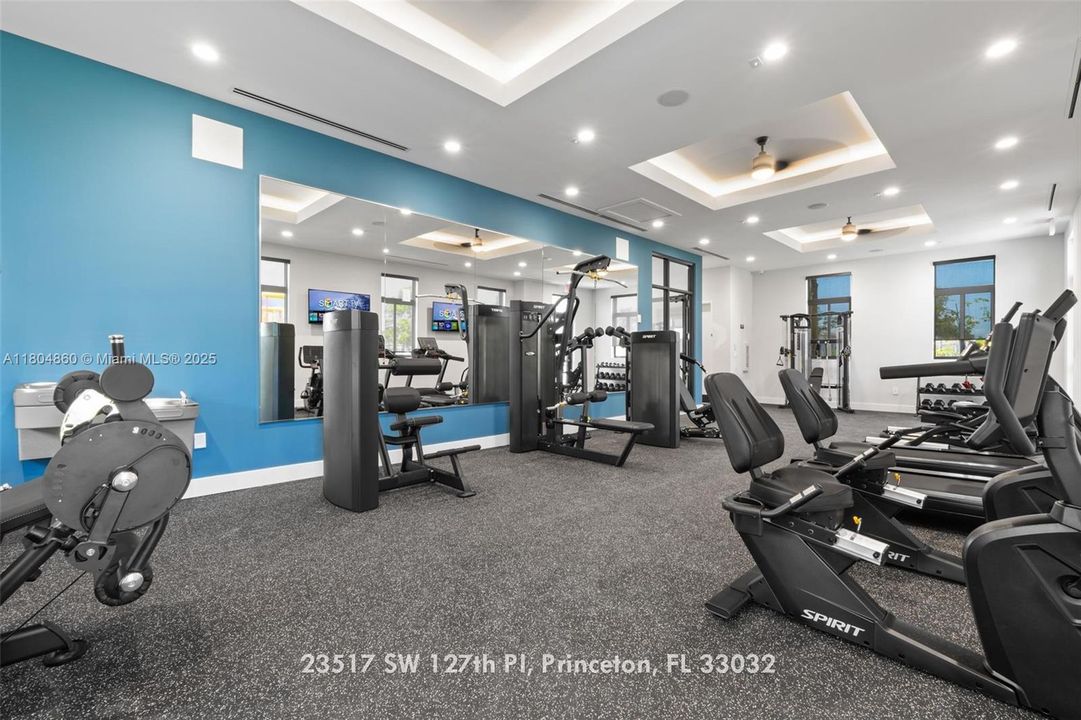 Recently Sold: $395,000 (3 beds, 3 baths, 1328 Square Feet)