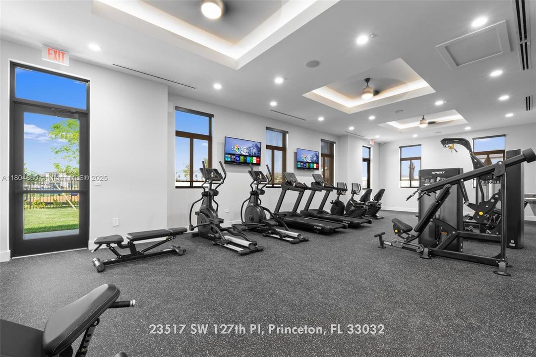 Recently Sold: $395,000 (3 beds, 3 baths, 1328 Square Feet)